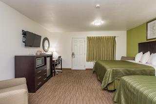 Sundowner Motel Sequim - 2