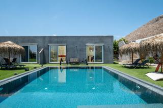 Sagma Villas - Perissa - 1