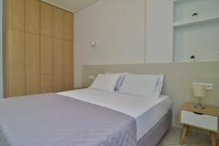 Moscha Studios - Batsi - 2