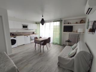 Appartement climatisé avec balcon,wifi, proche remparts - Avignon - 9