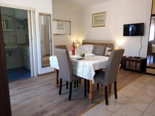 M&K studio apartment - 8