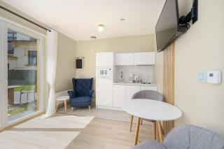 Zdrojowa 5A by Noclegi Renters - Międzyzdroje - 3