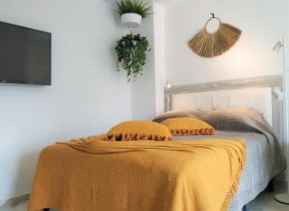 Doña Carlota Gardens, Sea views, Pool, Restaurant - 1