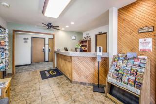 Econo Lodge, Downtown Custer Near Custer State Park and Mt Rushmore - Custer - 7