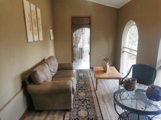 Harties Family 1 x En-Suite Room - 5 Sleeper - 7