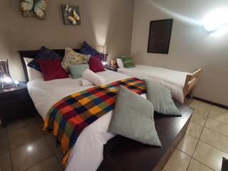 Harties Honeymoon suite Mountain side - Hartbeespoort dam - 5