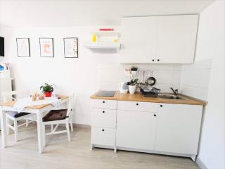 Waterfront studio overlooking The Old city - 3