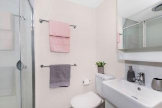 Modern Accommodation in Waymouth - Adelaide - 8