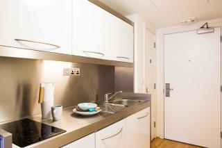 Premium Studios and Apartments at Chapter Portobello in London - London - 5