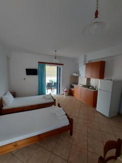 Matina Apartments Tyros - 1