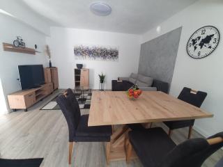 AmAmA - Brodarica - 7