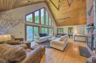 Sebago Lake Gem on Private Cove with Boat Dock! - 8