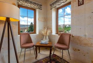 Esens Stone House - 4