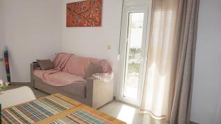 Seafront Apartment Kalamaki - Kalamaki - 6