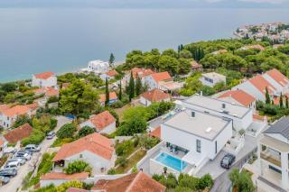 Luxury Villa Complex - Sutivan - 8