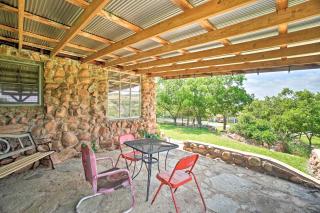 Enchanting Hilltop Cottage in Medicine Park! - Medicine Park - 9