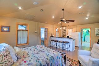 Enchanting Hilltop Cottage in Medicine Park! - Medicine Park - 3