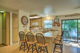 Pine Mountain Lake Haven with Spacious Deck! - Groveland - 2