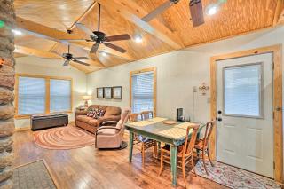 Charming Hilltop Cottage in Medicine Park! - Medicine Park - 5
