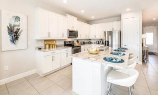 Spacious 8 Bdrm Home with South Facing Pool in Encore - Orlando - 3