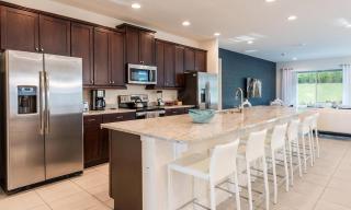 Stylish Sleek 9 Bdrm Home with Full Kitchen at Encore - Orlando - 3