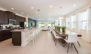 Stylish Sleek 9 Bdrm Home with Full Kitchen at Encore - Orlando - 1