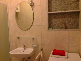 A3 - apt w patio 3 min walking from the beach - 2