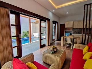 Kuta Puri Bungalows, Villas and Resort - Kuta - 6