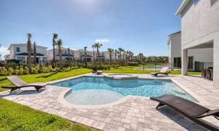 Airy 6 Bdrm Abode with Home Theater in Encore - Orlando - 0