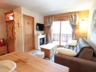 Appartement cosy 3 pièces, 6 pers, bien équipé, balcon, proche spa, ski bus, commerces. - FR-1-572-242 - Les Carroz d'Araches - 9