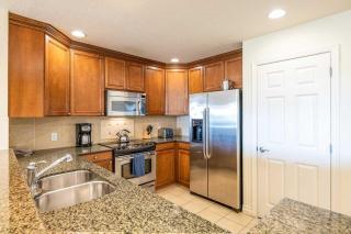 Welcoming 3 Bdrm Condo with Golf Course Views at Reunion - 7