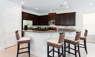 Modern 5 Bdrm Villa with Private Pool and Spa at Reunion - 3