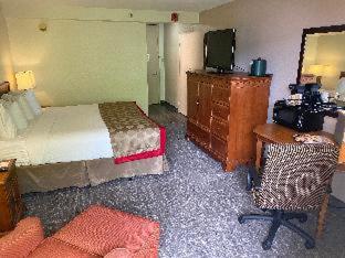 Ramada by Wyndham Albuquerque Midtown - 1