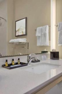 Best Western Plus Fillmore Inn & Suites - 6