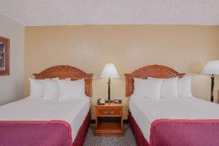 Days Inn by Wyndham Asheville West - Candler - 3