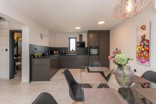 Villa Blackwood ZadarVillas - 3