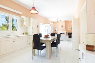 Villa Amorossa with Garden View & Shared Pool by Konnect, Roda Corfu - 3