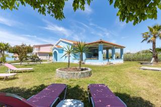 Villa Amorossa with Garden View & Shared Pool by Konnect, Roda Corfu - 0
