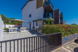 Apartment Vedran with Pool - Poreč - 9