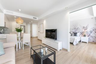 Brandnew apartment by the beach - Marbella - 9