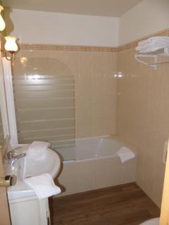 Hotel Camille - 9