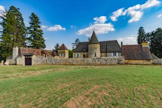 Villa avec piscine sur le domaine d'un château - Carsac-Aillac - 9