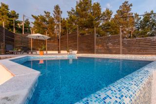 Bellevue - Podstrana - 5