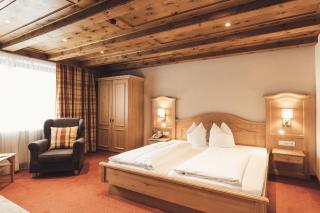 Hotel Johanna mitten im Ötztal - Umhausen - 1
