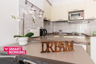 Nice and Cozy Apartment in Crocetta - 1