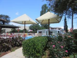 PANTHEON HALL HOTEL - Mesongi - 7