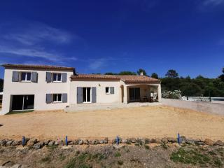 VILLA FAMILIALE, PISCINE, VUE IMPRENABLE -en été la location est de samedi à samedi- - Saint Jean du Pin - 5