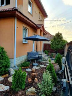 Airport Luxury Apartman 42 - 7