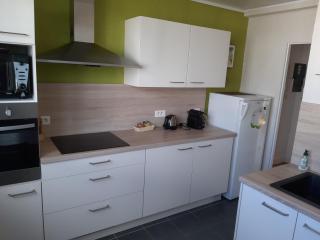 Appartement lumineux idéalement situé à proximité de musées équipements sportifs salle de spectacle commerces - 4