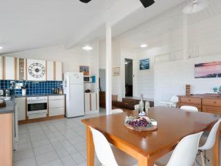 Wave and See 53 Gold Coast Drive - Carrickalinga - 4